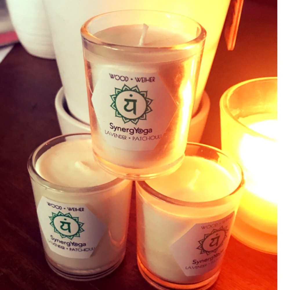 Synergyoga  Heart Chakra candle.